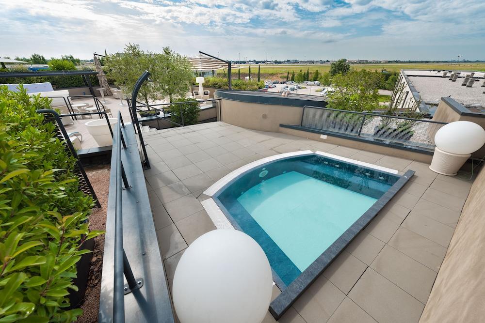 Db Hotel Verona Airport Congress & Spa Caselle Di Sommacampagna Exterior foto